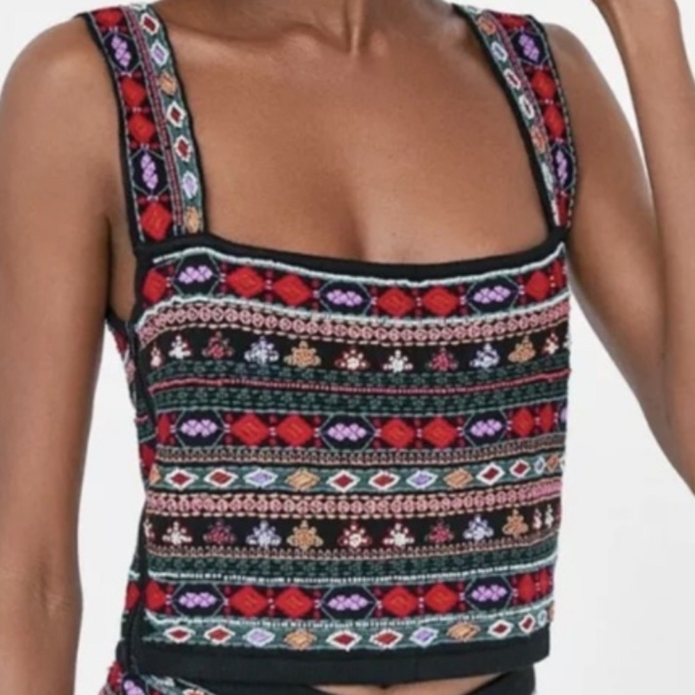 Zara embroided  knit top